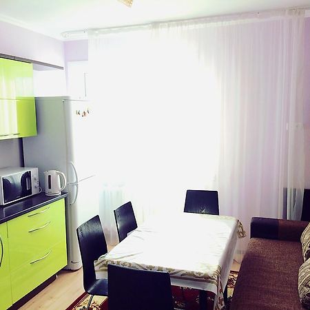 Sky Infinity Apartment Астана Экстерьер фото